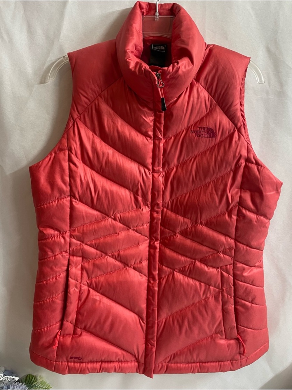 The North Face Aconcagua Women's Coral Red Quilted Puffer Vest Size L